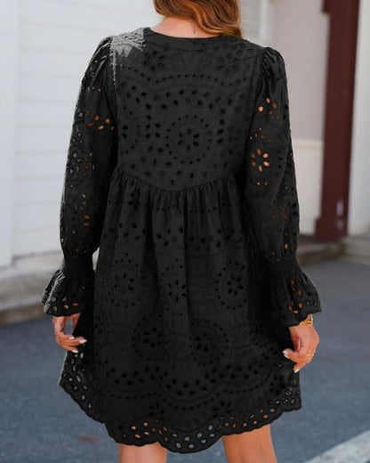 Paisley - Élégante robe midi avec découpes