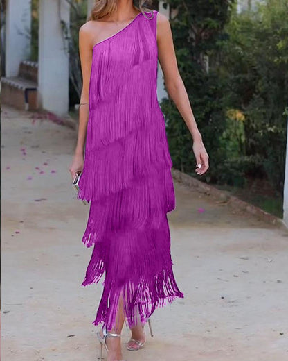 Robe à franges élégante Maya avec épaules dénudées