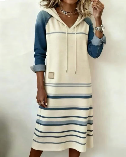 Robe à Capuche Rayée et Mélange de Couleurs