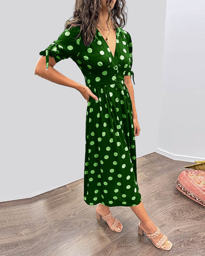 Maria | Robe à Pois avec Boutons