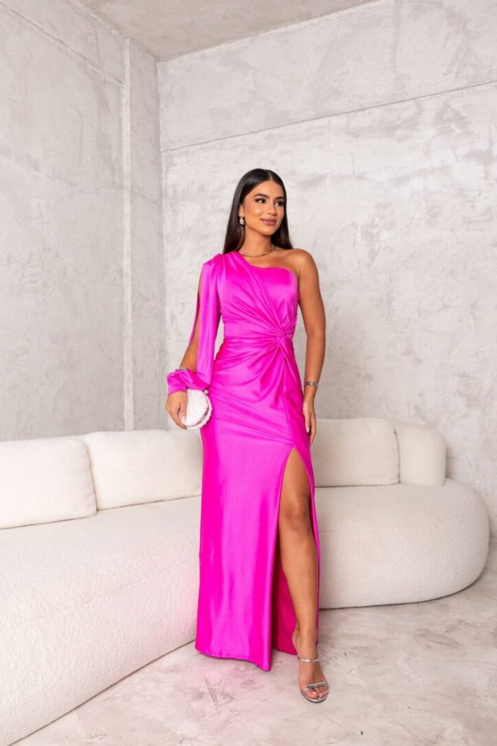 Isabelle - Robe Élégante avec Finesse