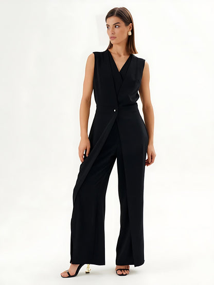 Mono noir sans manches avec effet enveloppant et jambes larges
