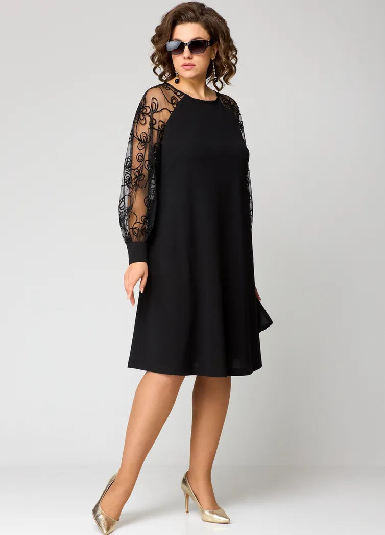 Elara - Robe à Manches en Dentelle