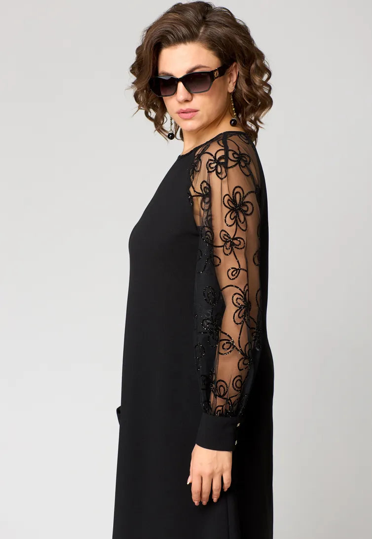 Elara - Robe à Manches en Dentelle