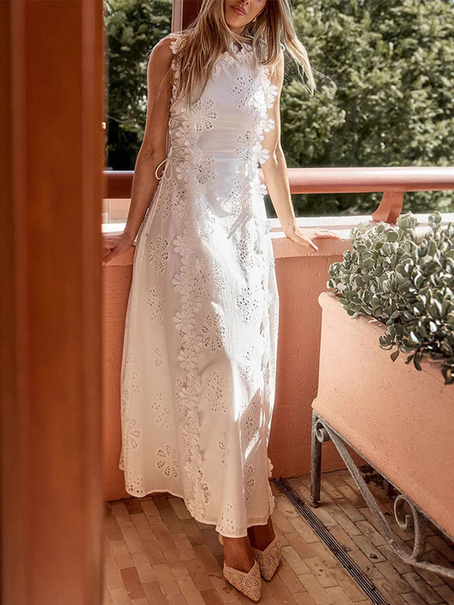 Éliora – Robe Maxi en Dentelle Florale avec Bretelles Ajustables