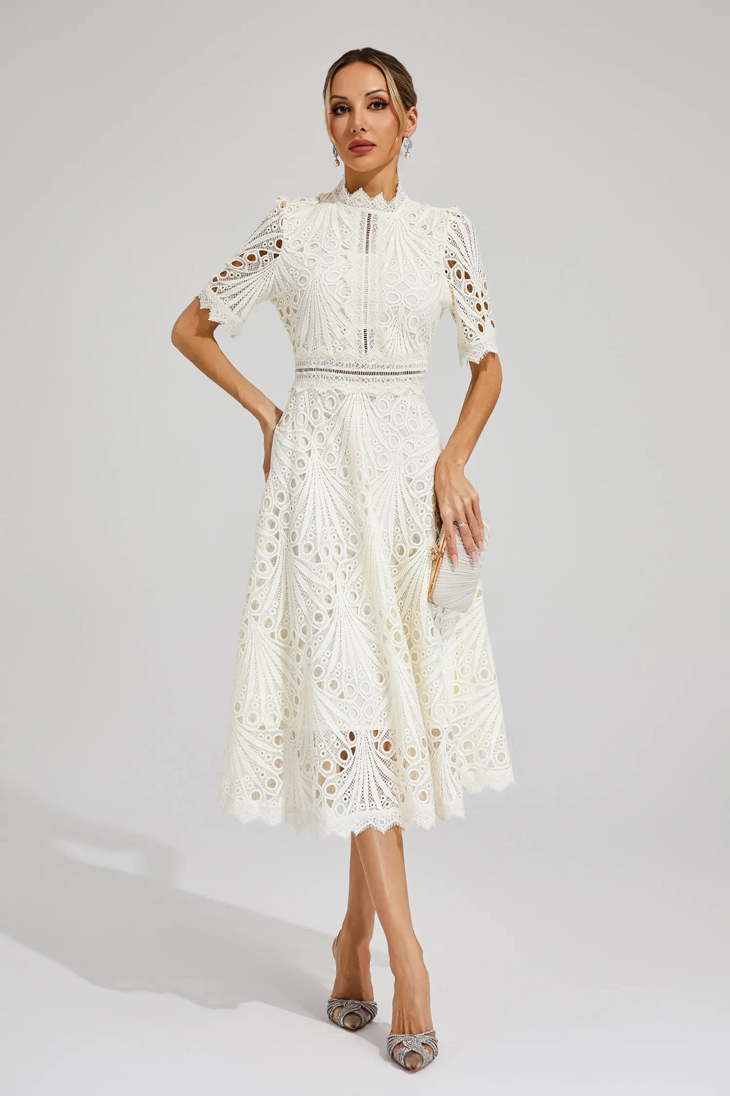 Hallie | Robe Midi en Dentelle
