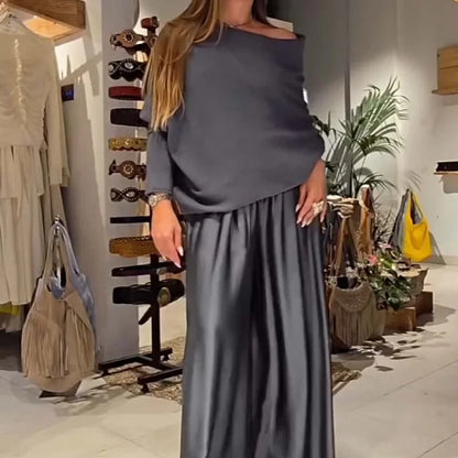 Ensemble de salon élégant en deux pièces avec épaules dénudées – doux, flatteur et élégamment décontracté