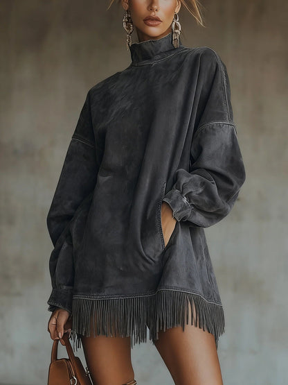 Amalia | Robe en daim avec col montant et franges