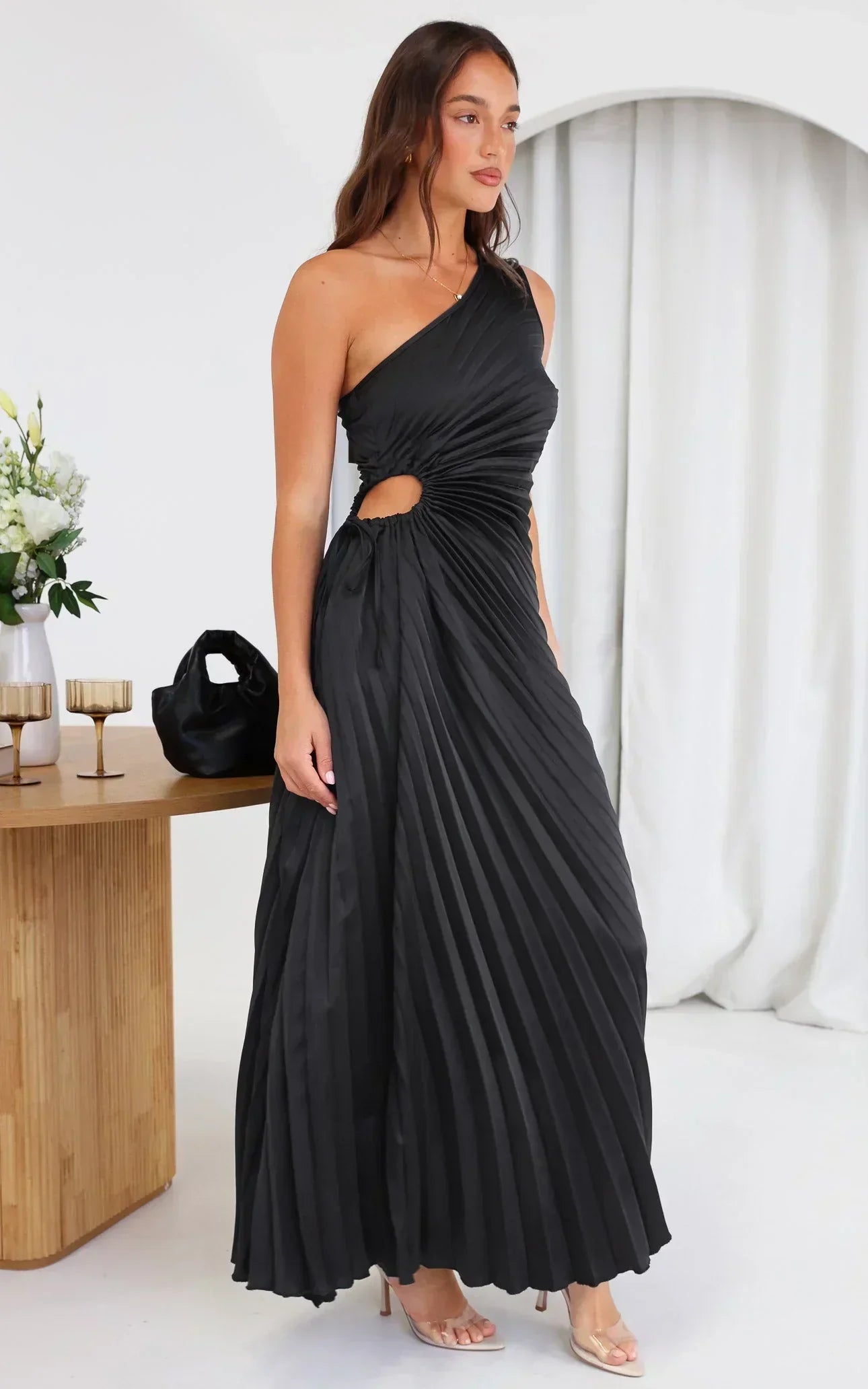 Sylviana - Robe Midi Plissée à Une Épaule