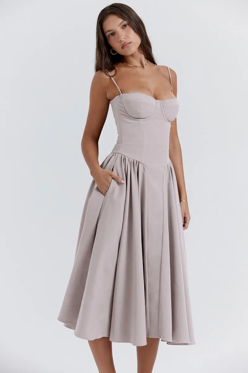 Elara | Robe à bretelles avec corset