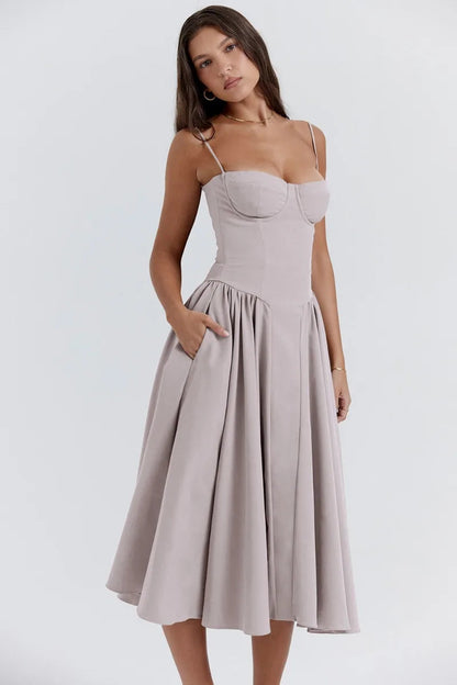 Elara | Robe à bretelles avec corset