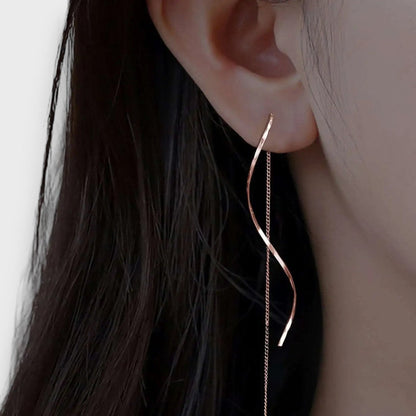 Elwira – Boucles d'oreilles longues en forme de vague