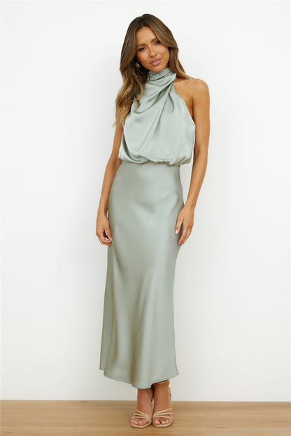 Elianna – Robe midi élégante avec décolleté asymétrique