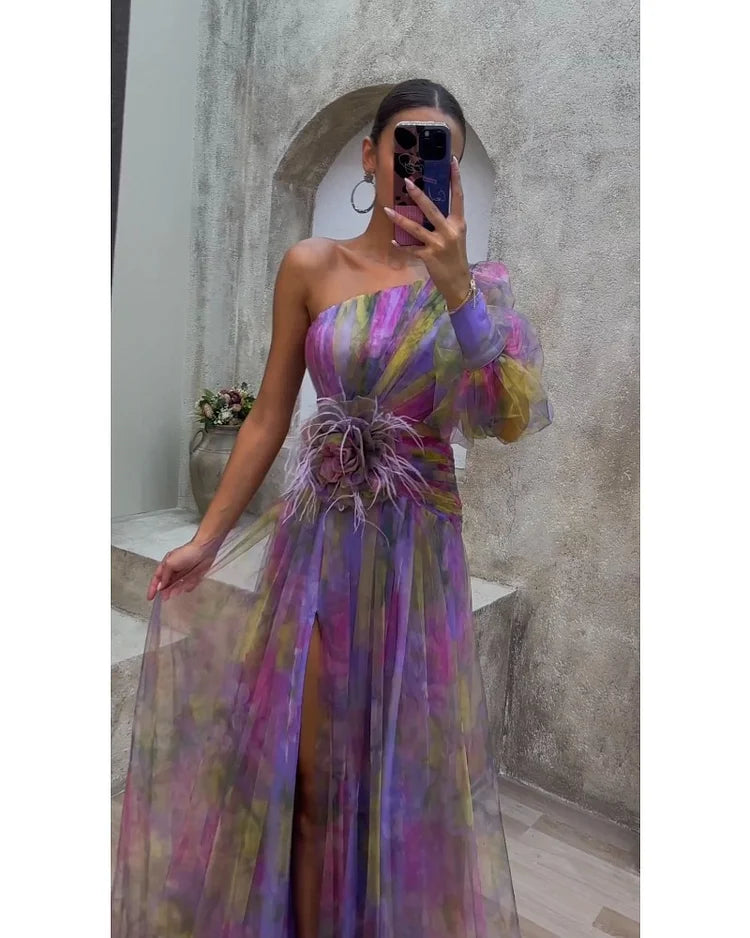 Cecelia | Robe Élégante à Manche Asymétrique et Fente