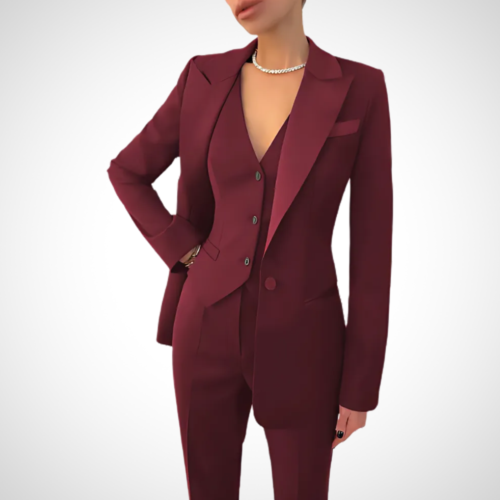 Ensemble femme de trois pièces sur mesure