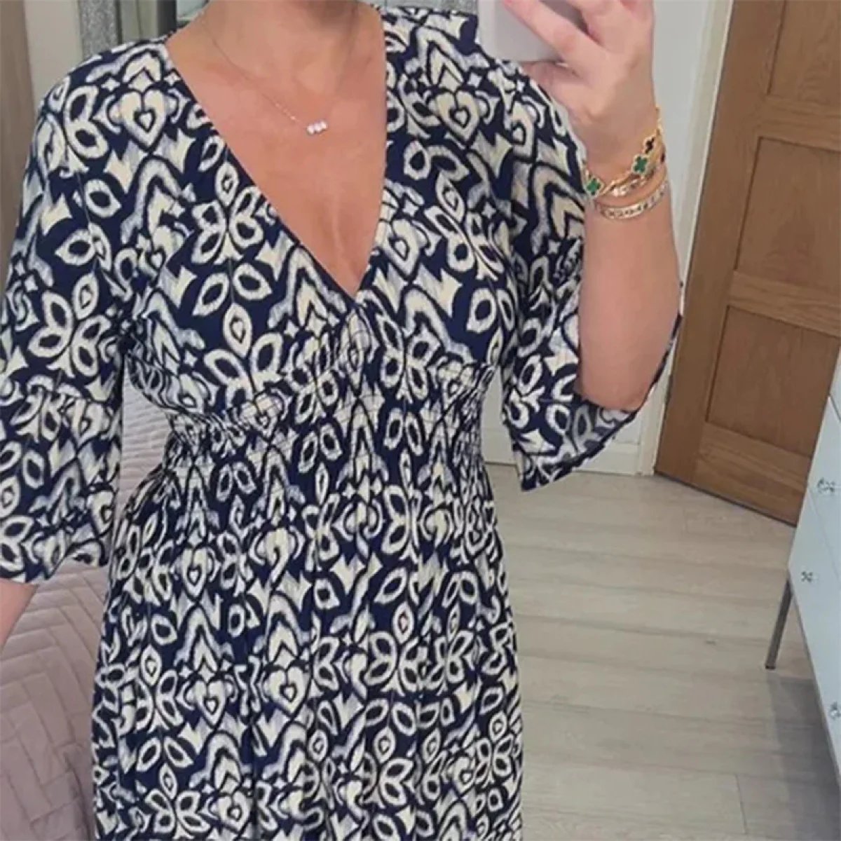 Hazel | Robe Midi à Coupe Géométrique