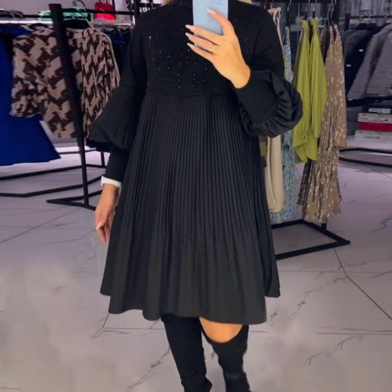 Marlene | Robe Grande Taille avec Col Haut et Manches Bouffantes